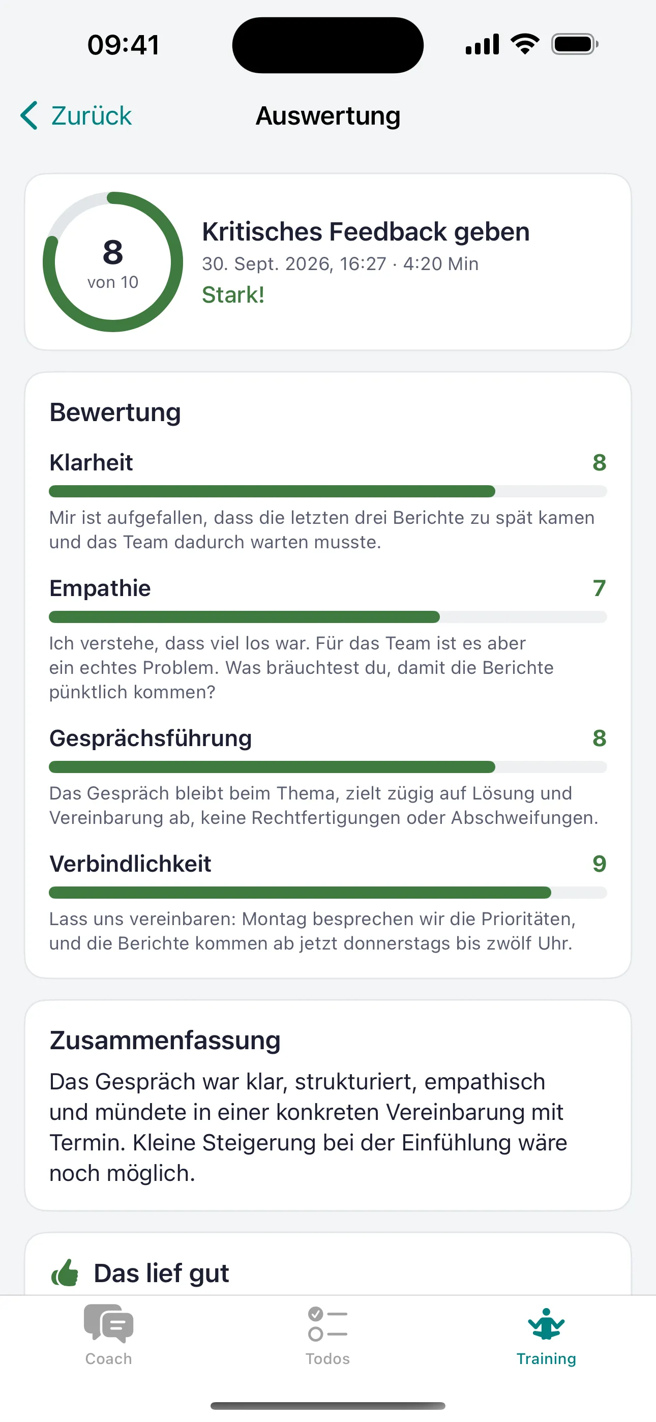 Auswertung eines Trainings: 8 von 10 Punkten, mit Bewertung und Beleg für Klarheit, Empathie, Gesprächsführung und Verbindlichkeit